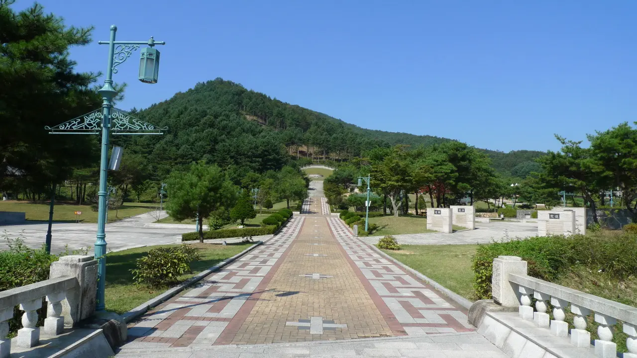 Sub Image 3